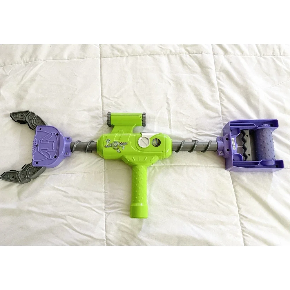 Disney Parks Buzz Lightyear Star Command 2009 SRM Claw Grabber Arm Toy Story‎